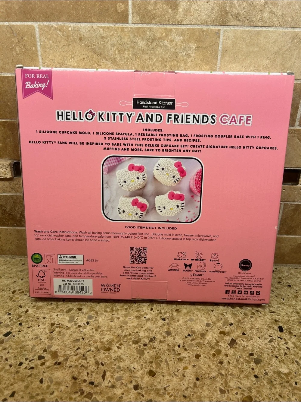 Hello Kitty Pink Silicone Cupcake Mold & Baking Tool Set
